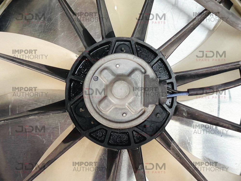 RADIATOR FAN ASSEMBLY WITH RESERVOIR TANK