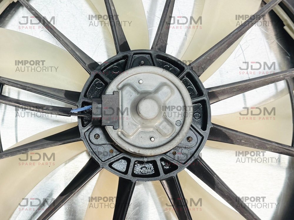 RADIATOR FAN ASSEMBLY WITH RESERVOIR TANK