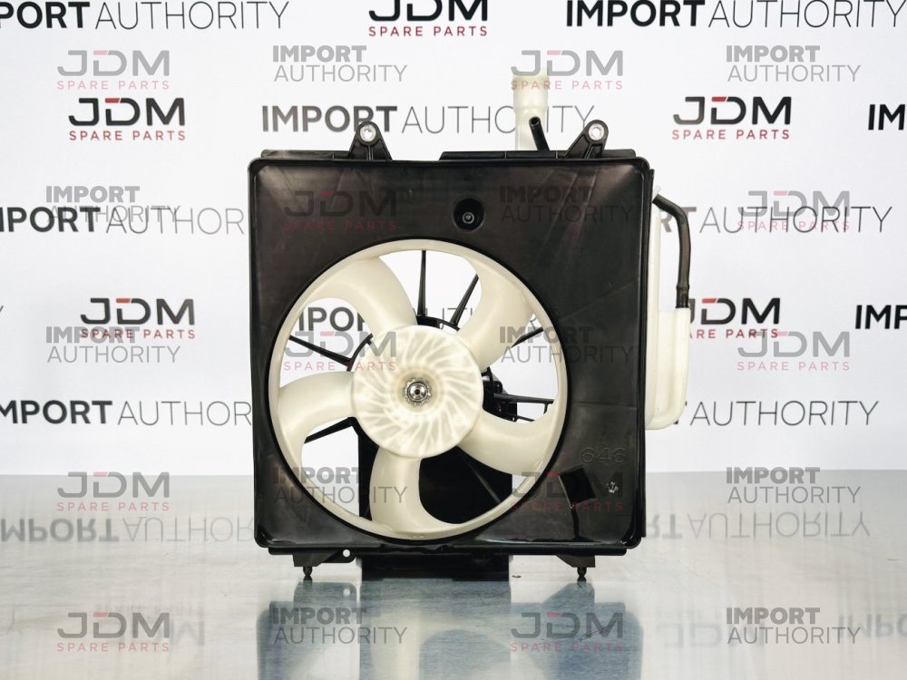 RADIATOR FAN ASSEMBLY WITH RESERVOIR TANK