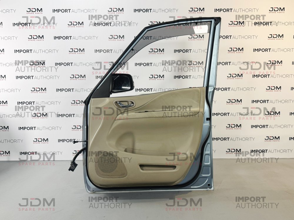 RH FRONT DOOR SHELL (DRIVER) - USED