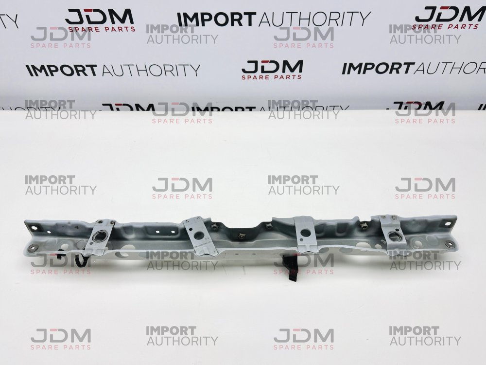 UPPER CENTRE RADIATOR SUPPORT - USED