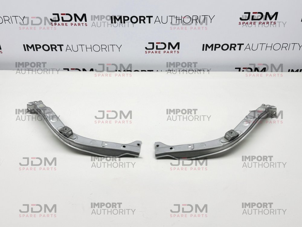 UPPER LEFT RADIATOR SUPPORT - USED